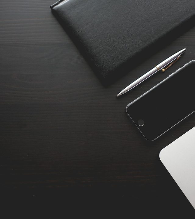 office-desk-smartphone-865091 office, desk, smartphone-865091.jpg